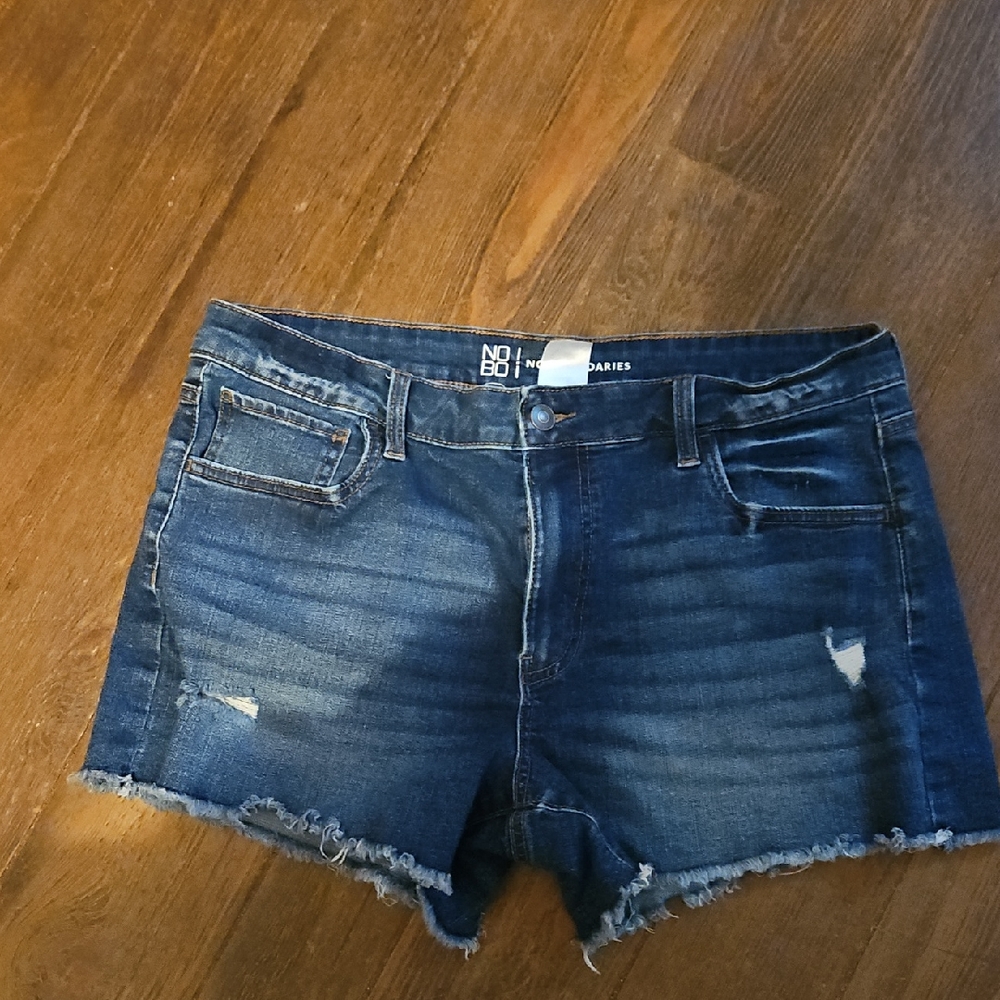 No Boundaries Women's Distressed Jean Shorts - Dark Blue
